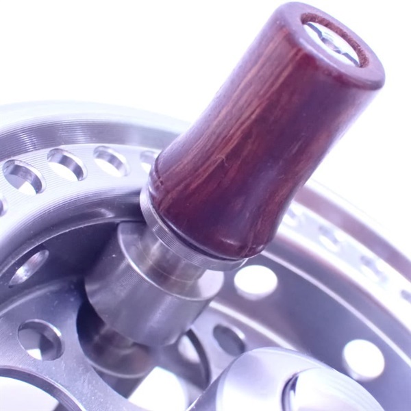 ０７鱗夕彩エスプラティ６７